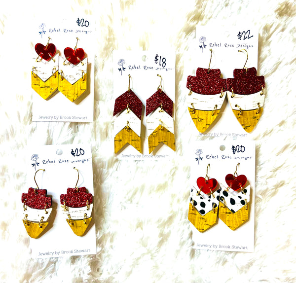 Pendientes KC con forma de corazón grande en forma de chevrón - Moteados