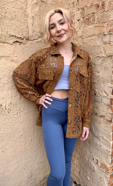 Camisa extragrande de encaje Emmy