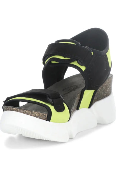 6215018 Sigo Wedge Sandal by Fly London
