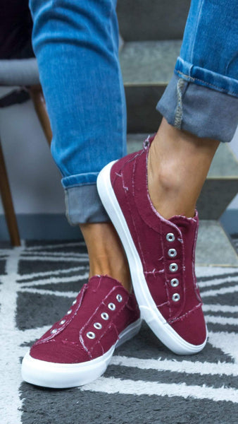 510121 Zapatos Babalu granate de Corky