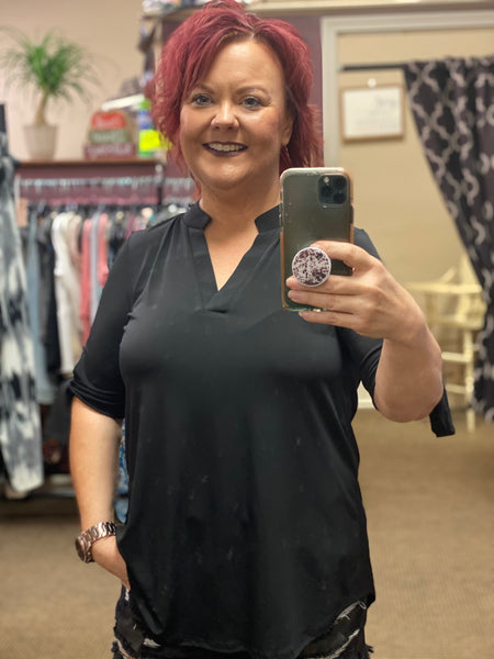 Top negro con mangas anudadas a los lados Gabby