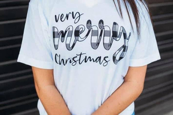 77523 Liz Very Merry Christmas