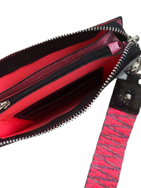 29368 Folklore Wristlet Bag