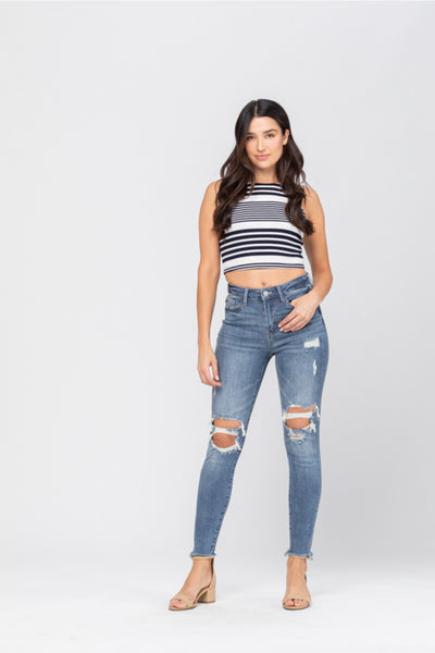 8884   Miranda Destroyed Knee Judy Blue Skinny Jean