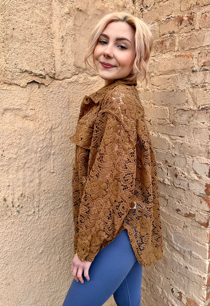 Camisa extragrande de encaje Emmy