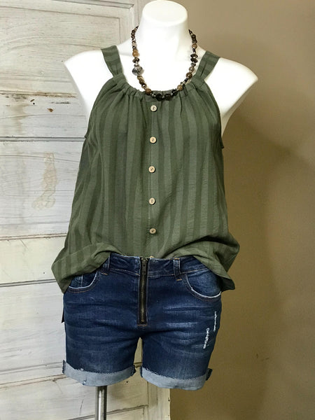 18063 Leasha Denim Raw Hem Shorts