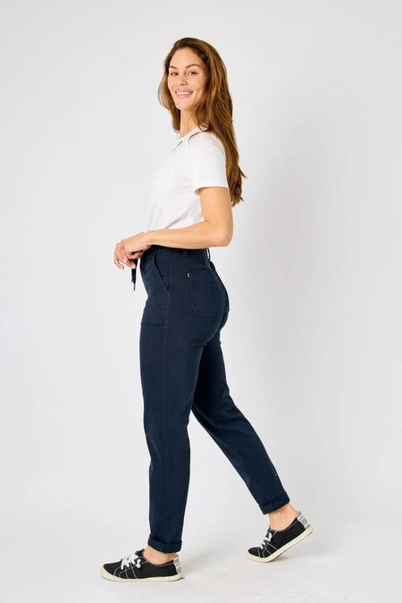 82428   Penelope Mid-Rise Cuffed Slim Fit Judy Blue Jeans