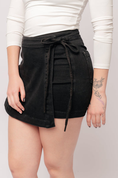 2828   Bentli Hi-Rise Side Tie Judy Blue Denim Skort in Black