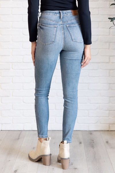 88767  Justine Hi-Rise Tummy Control Contrast Wash Skinny Judy Blue Jeans - ONLINE EXCLUSIVE!