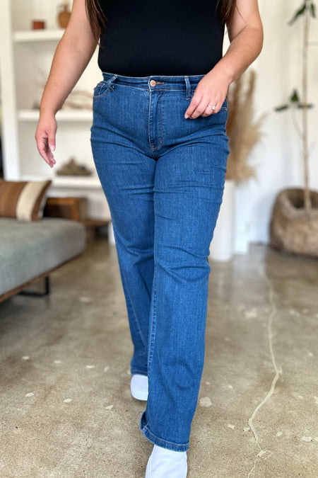 Mildred Hi-Rise V Front Waistband Straight Judy Blue Jeans - ONLINE EXCLUSIVE!