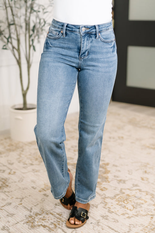88943   Corrine Mid Rise Tummy Control Vintage Straight Judy Blue Jeans