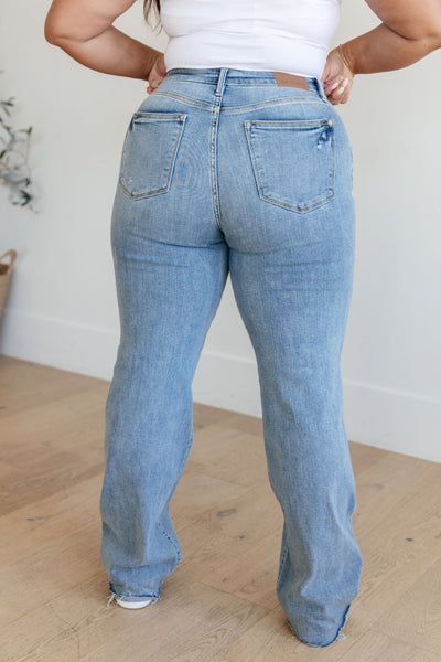 Mildred Hi-Rise V Front Waistband Straight Judy Blue Jeans - ONLINE EXCLUSIVE!