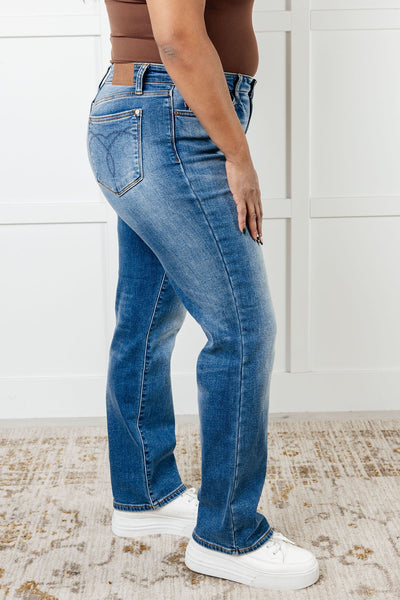 82632   Nivea Hi-Rise Vintage Wash Thermal Straight Judy Blue Jeans - ONLINE EXCLUSIVE!