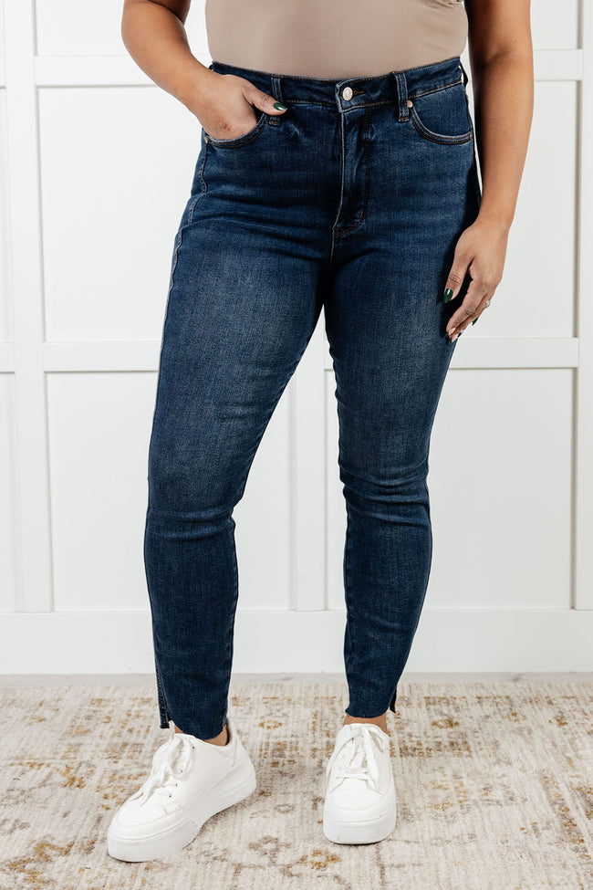 88913   Tessa Hi-Rise Tummy Control Step Hem Skinny Judy Blue Jeans - ONLINE EXCLUSIVE!