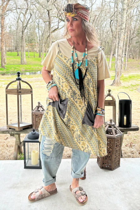 Carolee Wide Leg Barrel Jeans with Pockets - ONLINE EXCLUSIVE!