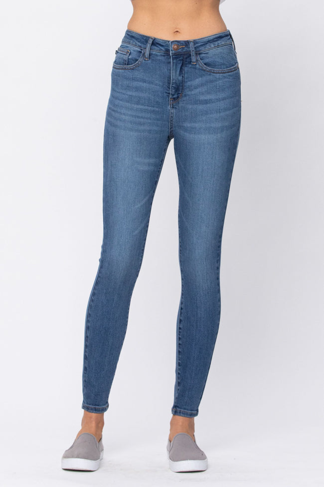 88212 Gemma Top ajustado de cintura alta con control Judy Blue Jeans