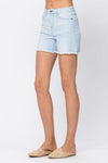 150073 Joanie Shorts azul Judy con corte ligero y cintura alta