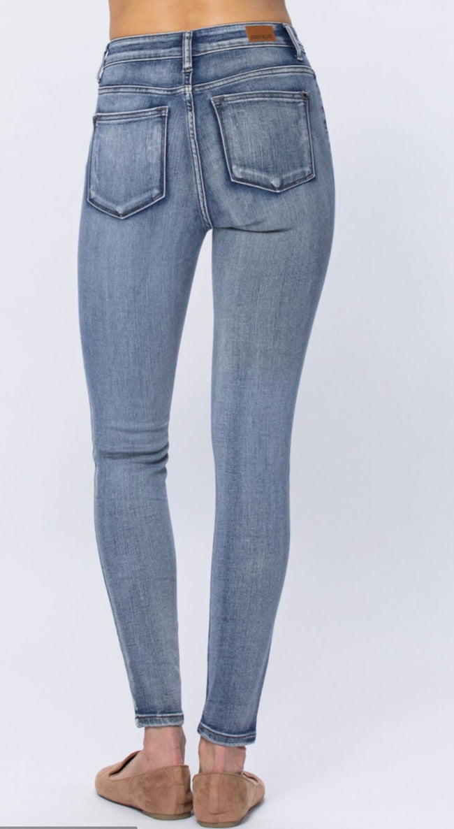 82190   Libby Hi-Rise Heavy Handsand Skinny Jeans by Judy Blue Jeans
