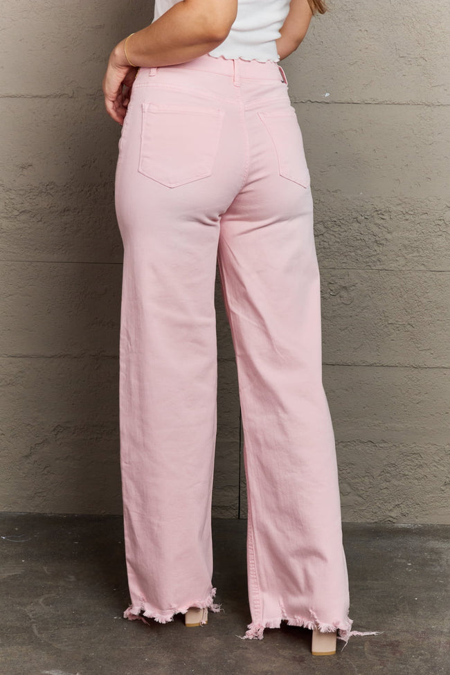 Vaqueros de pernera ancha y cintura alta Raelene de RISEN Jeans en rosa claro - ¡EXCLUSIVO EN LÍNEA!