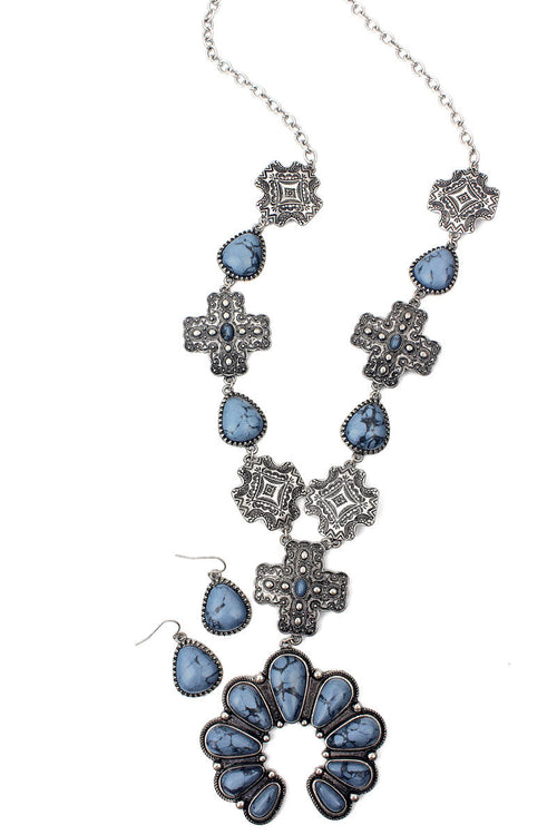 Conjunto de collar y aretes con colgante Lucinda Naja azul acero 