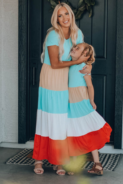 Vestido largo Mommy &amp; Me con bloques de color para niñas - ¡EXCLUSIVO EN LÍNEA!