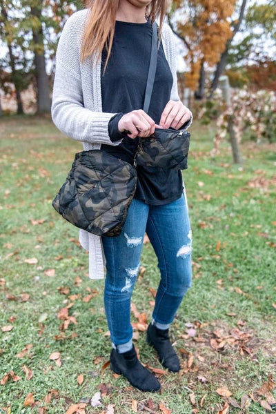 31127   Camo Quilted Clutch Bag