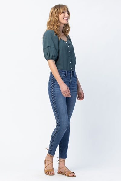 Carah Mid-Rise Non-Distressed Relaxed Fit Braided Judy Blue Jeans
