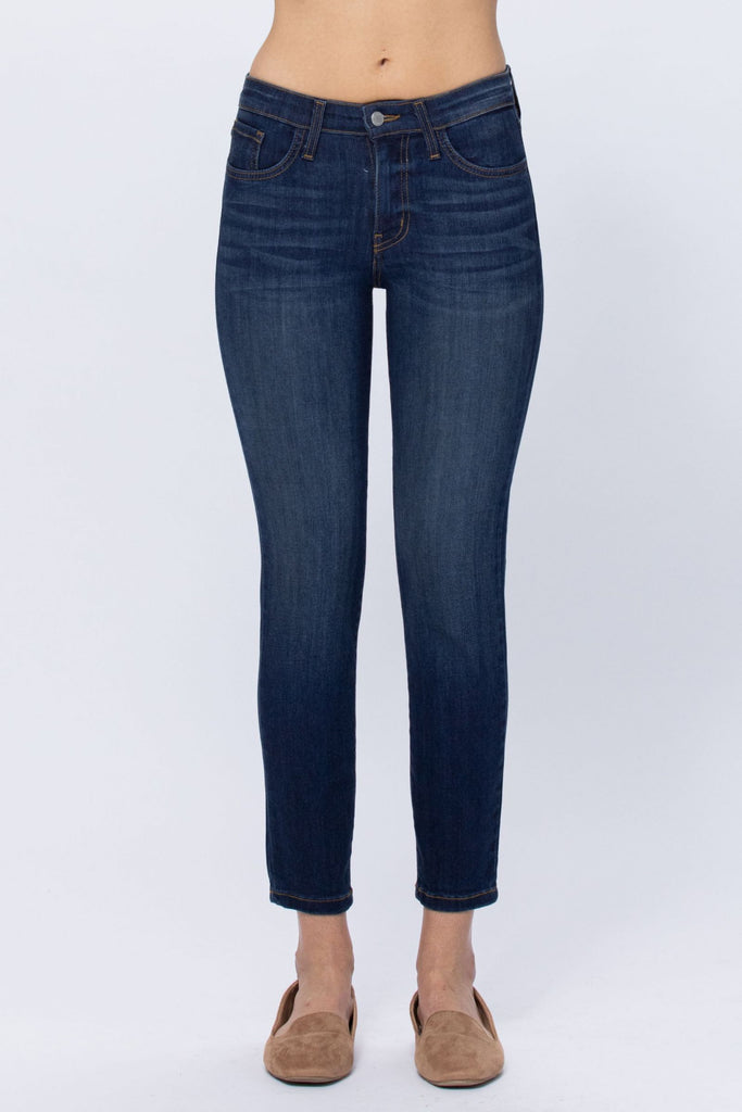 83109 Aurora Handsand Mid-Rise Relaxed Fit Skinny Judy Blue Jeans – True  Betty Boutique