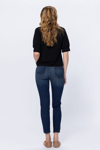 83109   Aurora Handsand Mid-Rise Relaxed Fit Skinny Judy Blue Jeans